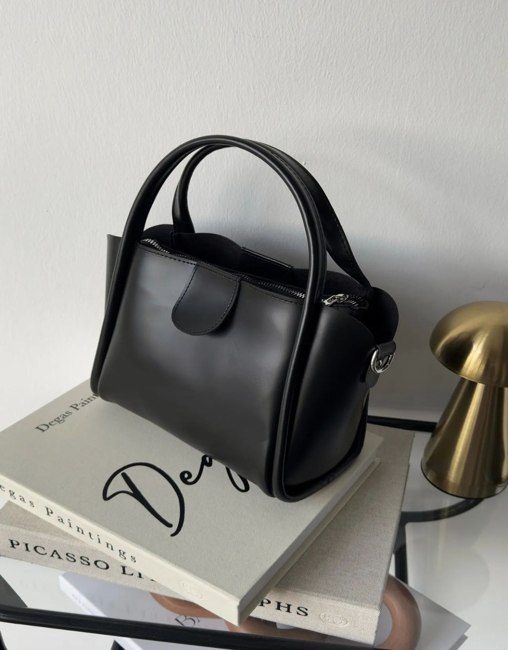 Dory Black